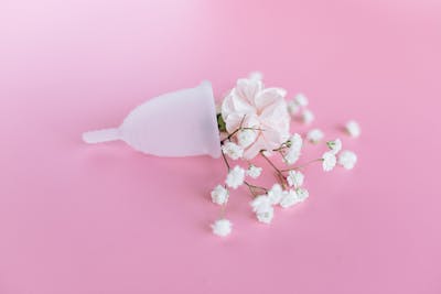 Menstrual Cups and Your Health: Understanding the Safety and Hygiene of Using a Menstrual Cup